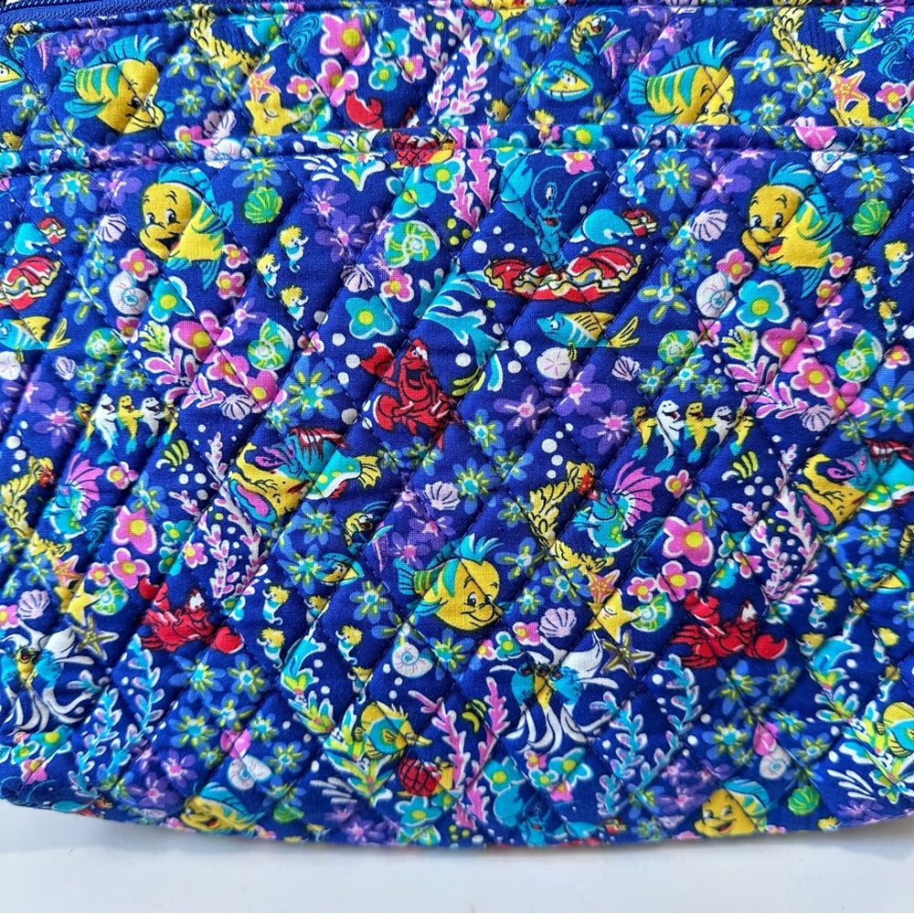 Disney Vera Bradley Little Mermaid large hipster Ariel Floral deep ultramarine - Picture 2 of 8